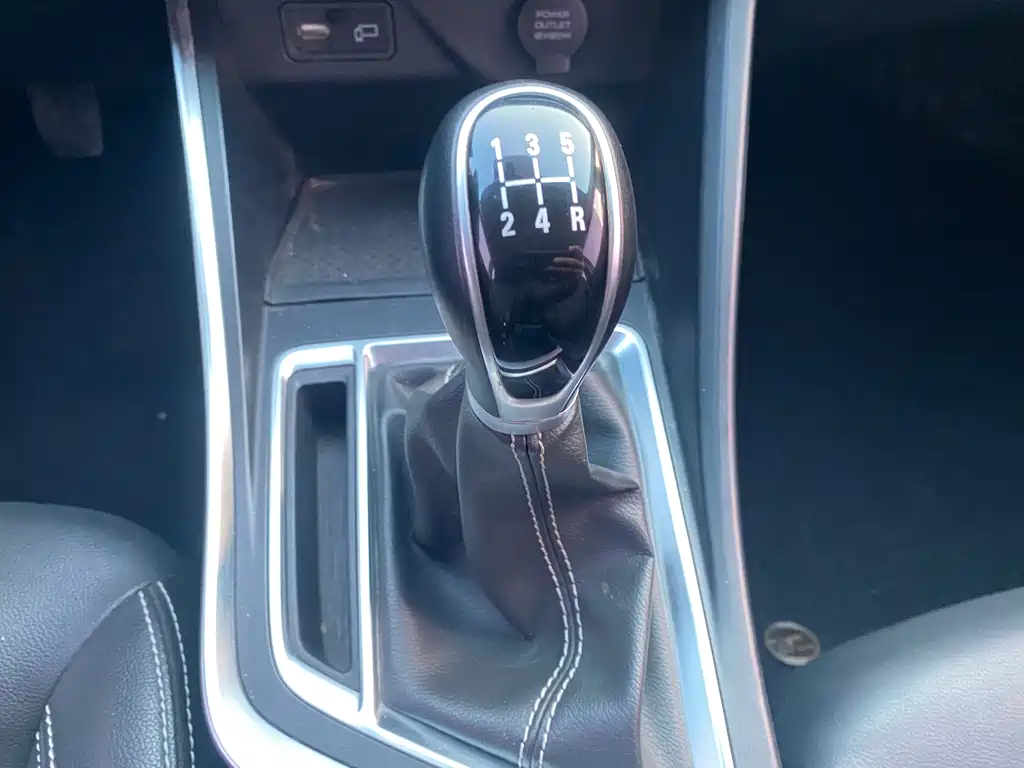 GEELY AUTOMOBILE VISION X3