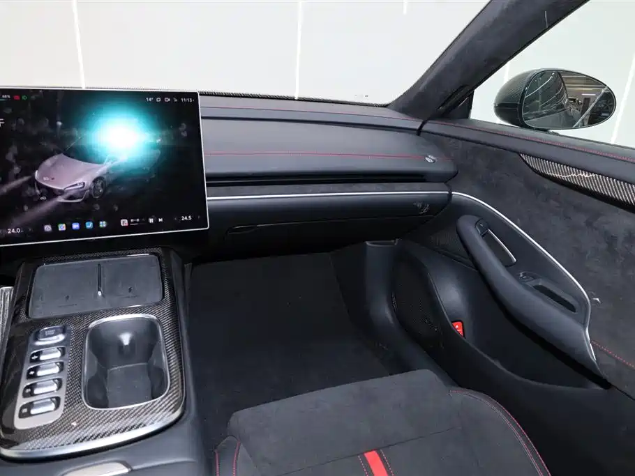 XIAOMI CAR XIAOMI SU7 ULTRA