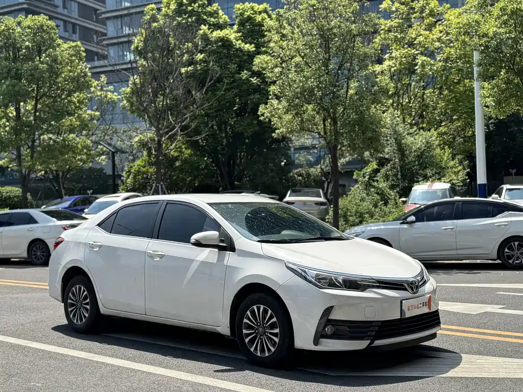 Toyota Corolla 2017 1.2T S-CVT GL
