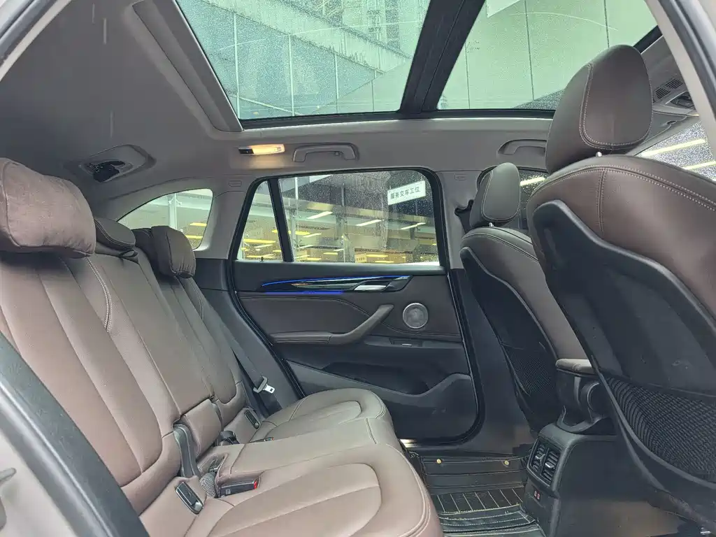 BMW X1 — миниатюра 11