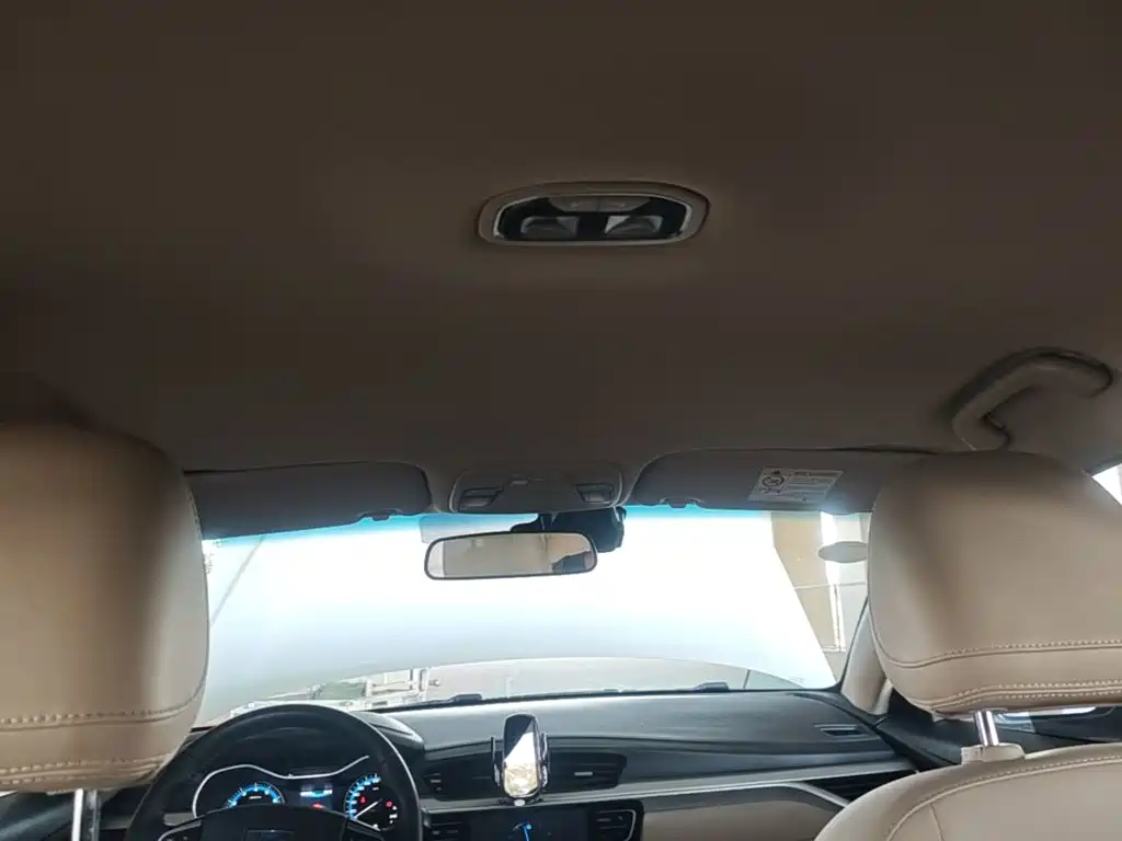 Geely Emgrand — миниатюра 18