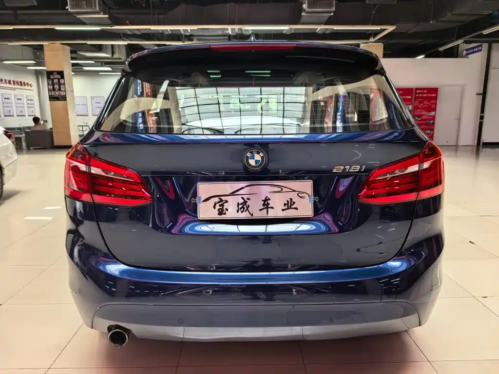 BMW 2 Series Active Tourer 218i Leading Type, фото 4