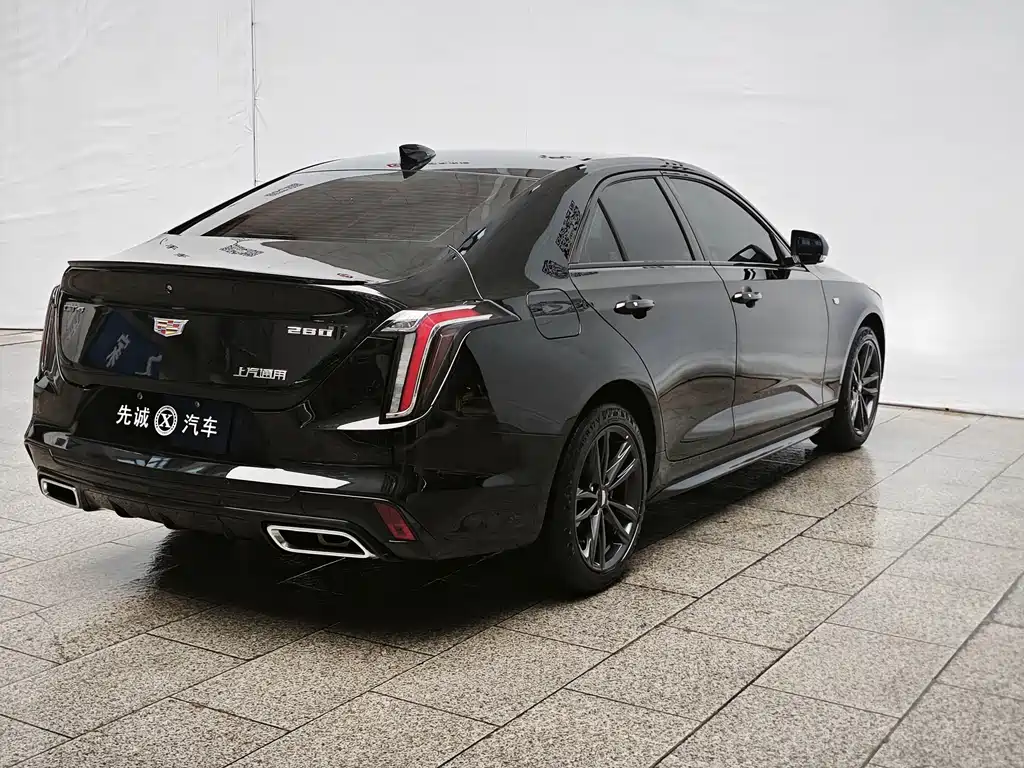 Cadillac CT4 2023 — фото 7