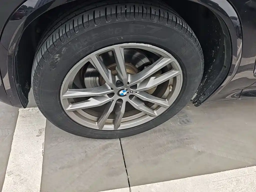 BMW X3 — миниатюра 23