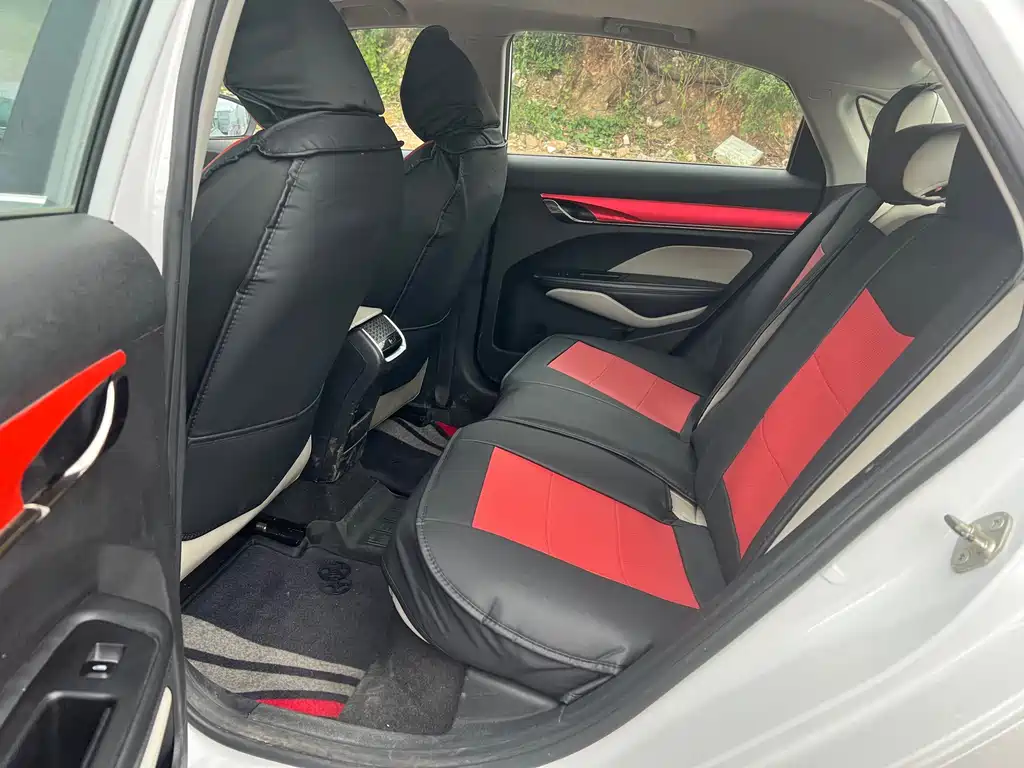 Geely Binrui — миниатюра 5