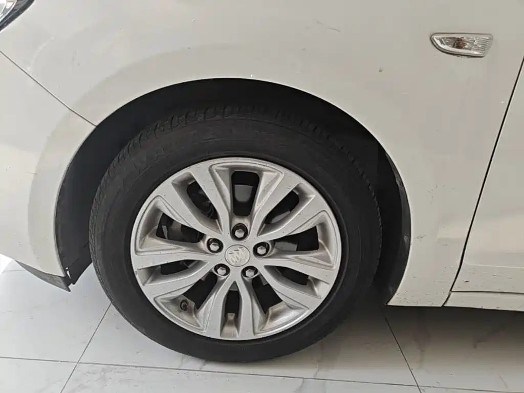 Buick Excelle — миниатюра 23