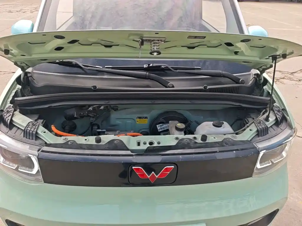 Wuling MINIEV — миниатюра 20
