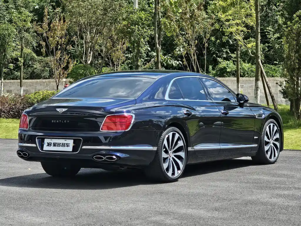 Bentley Flying Spur — миниатюра 18