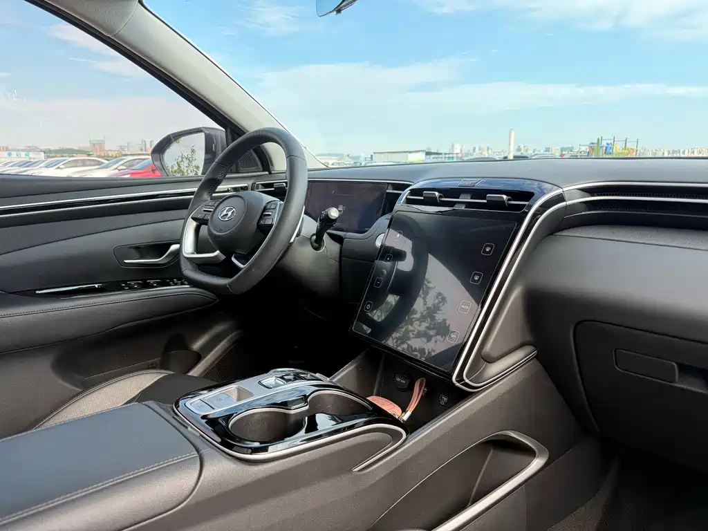 Hyundai Tucson — миниатюра 14