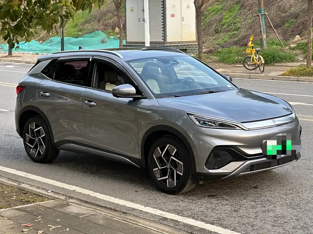 BYD Yuan Plus - фото 3
