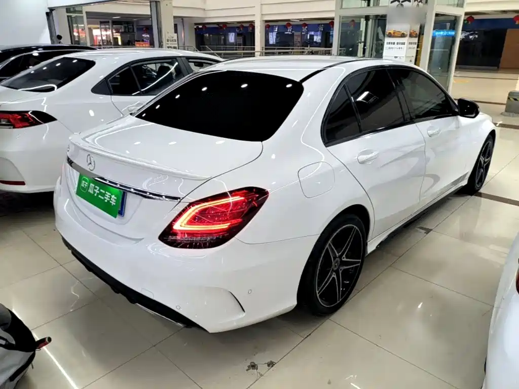 Mercedes-Benz C-Class — миниатюра 7