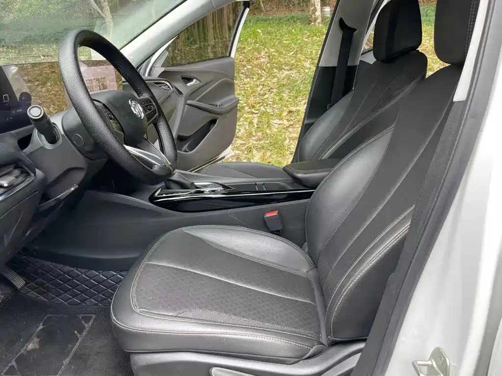 Buick Verano — миниатюра 6