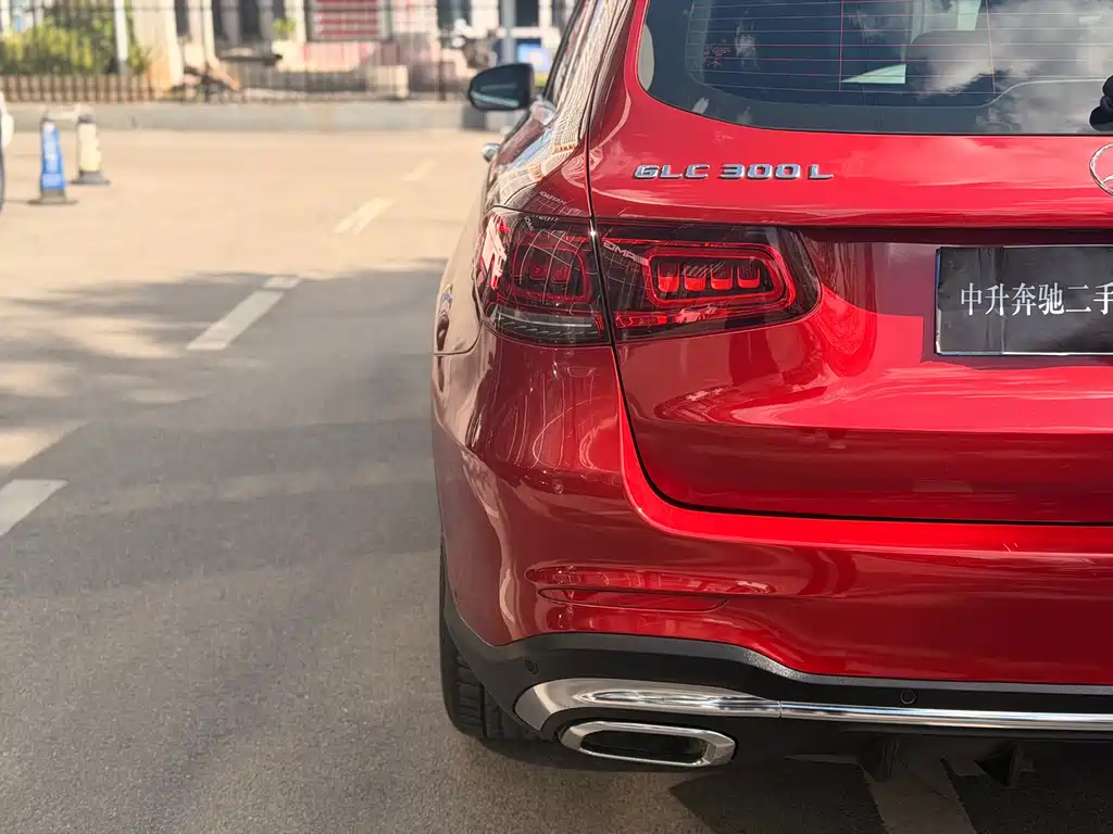 Mercedes-Benz GLC — миниатюра 10