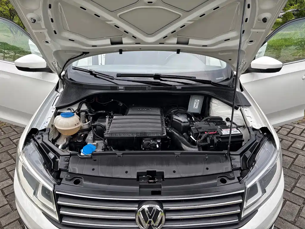 Volkswagen Santana — миниатюра 15
