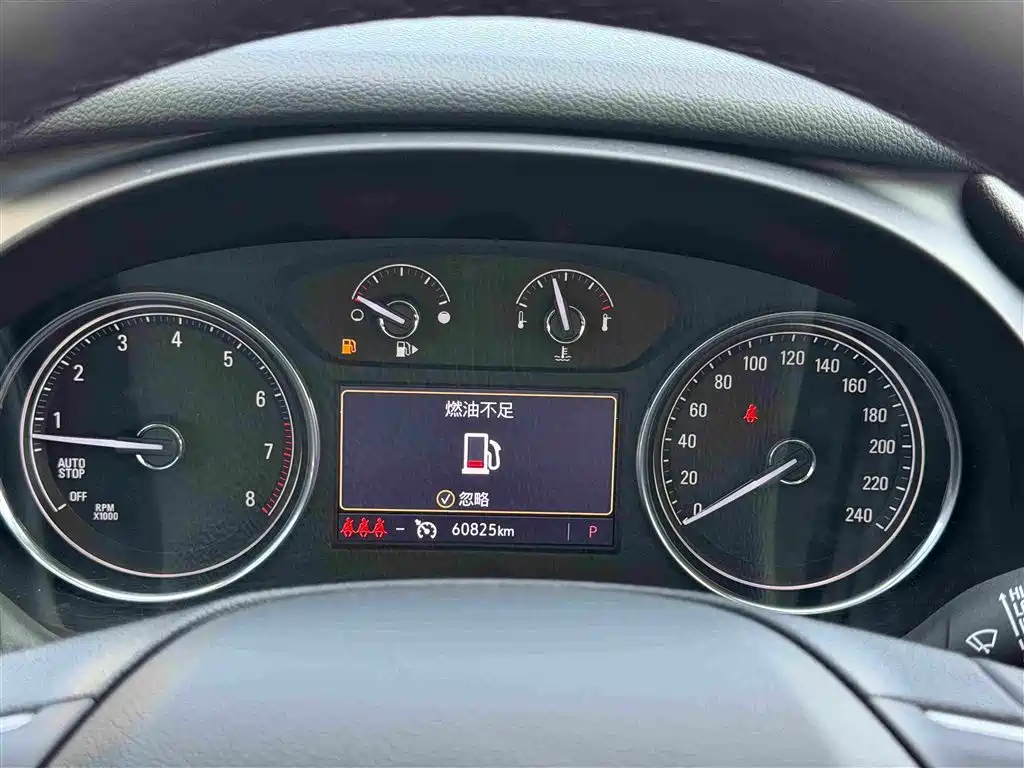 Buick LaCrosse — миниатюра 17