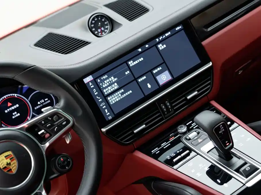Porsche Cayenne — миниатюра 16