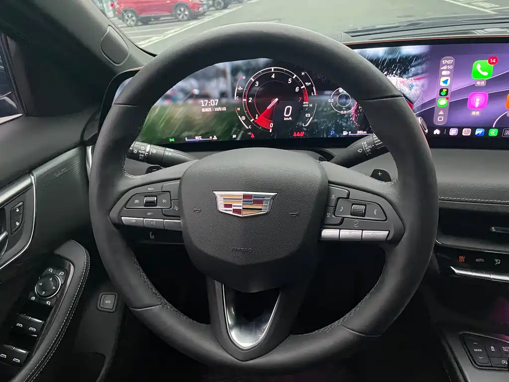 Cadillac CT5 — миниатюра 9