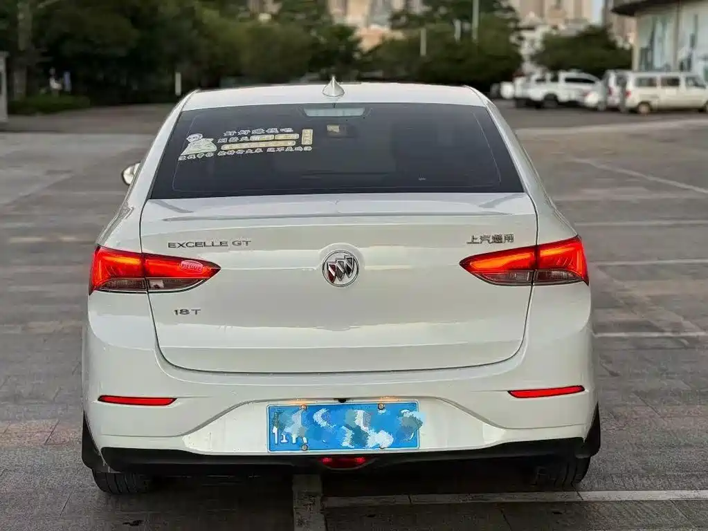 Buick Excelle — миниатюра 5