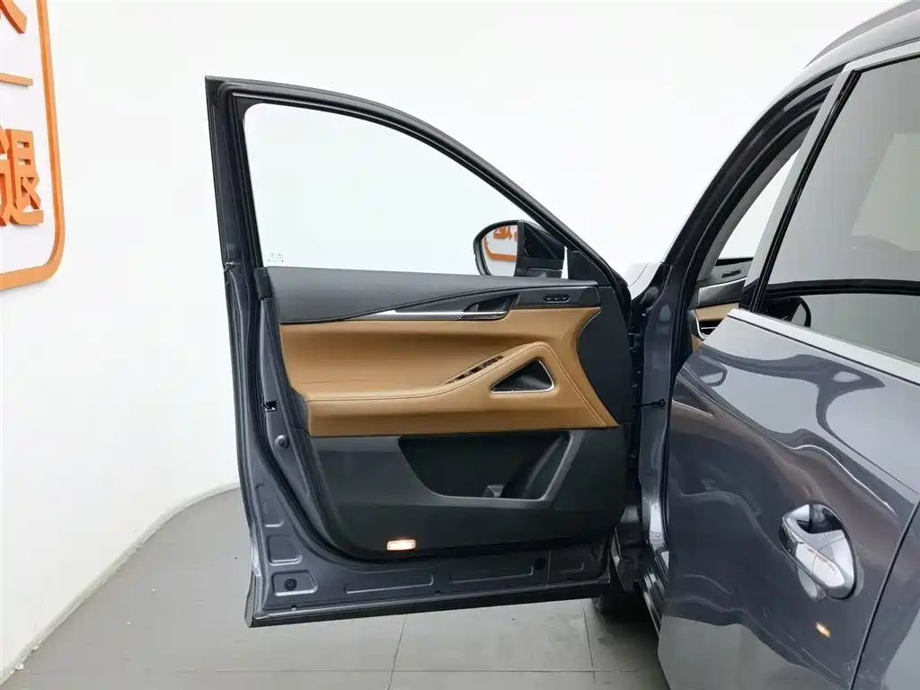Infiniti QX60 2022 2.0T Luxury
