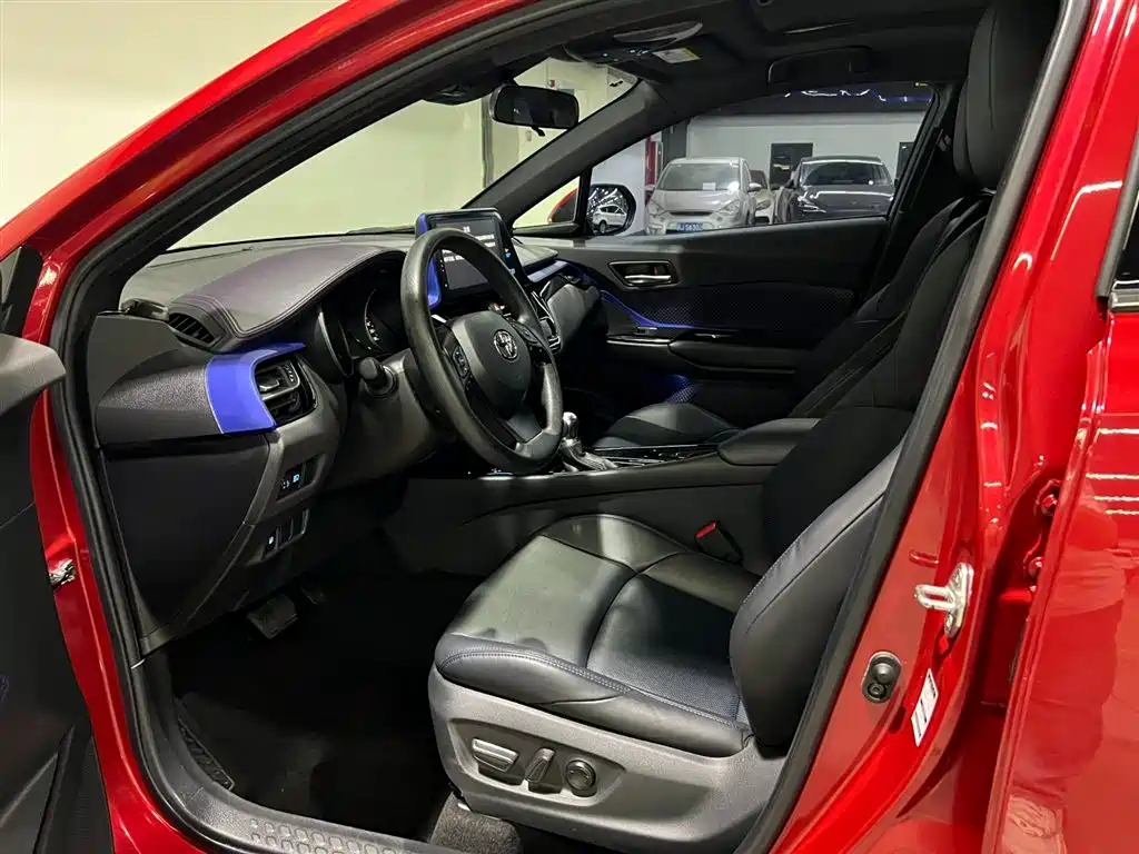 TOYOTA C HR