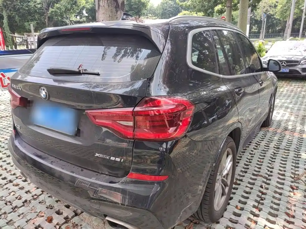 BMW X3 — миниатюра 7