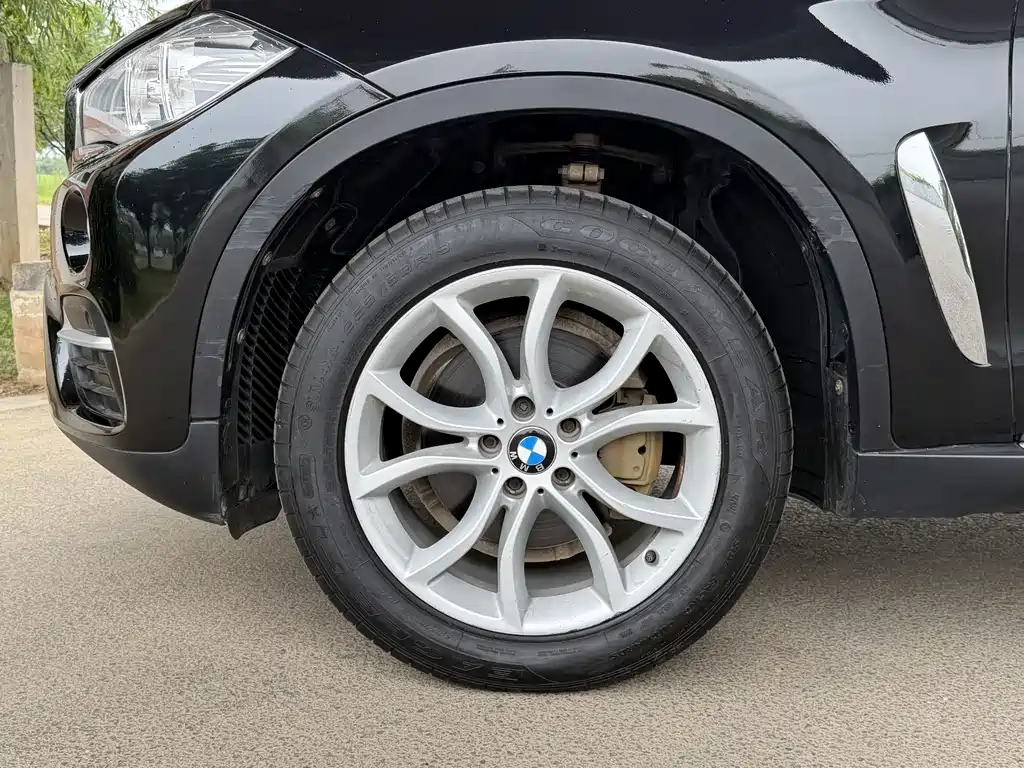 BMW X6 — миниатюра 13