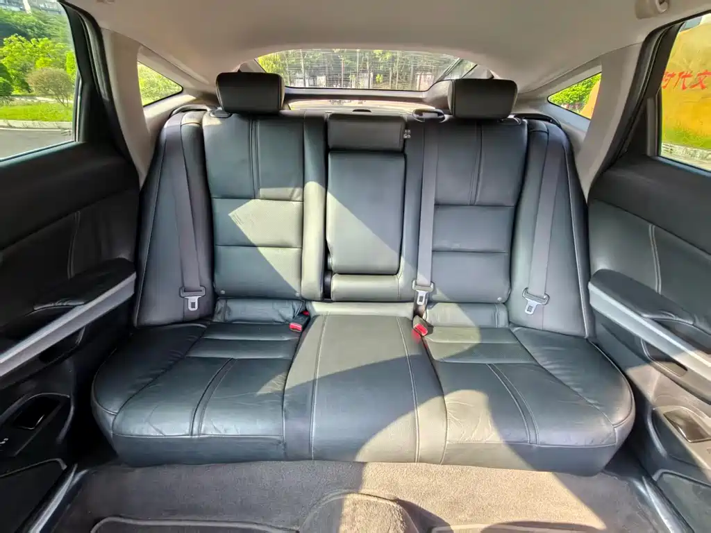 Honda Crosstour — миниатюра 15