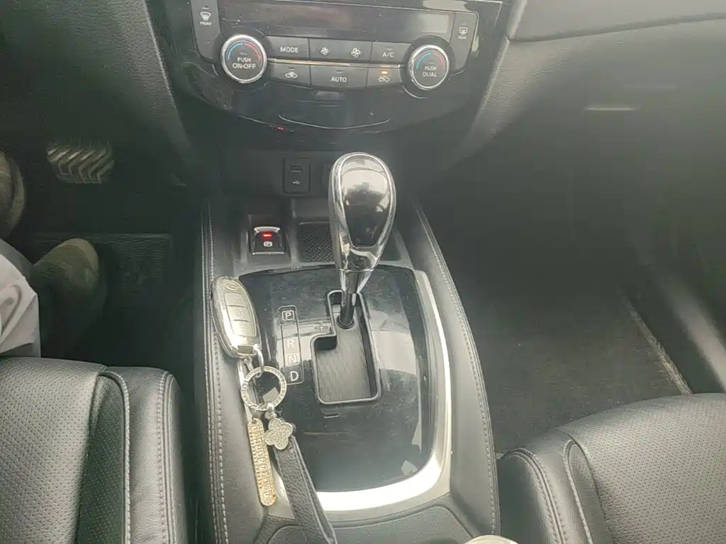 Nissan X-Trail — миниатюра 14