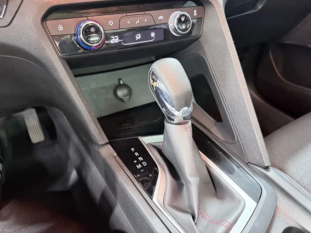 Chevrolet Orlando 2020 Redline 530T AT （5+2 ）