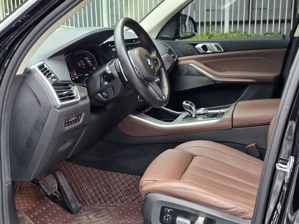 BMW X5 (Import) — миниатюра 12