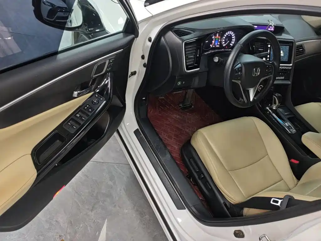 Honda Spirior — миниатюра 16