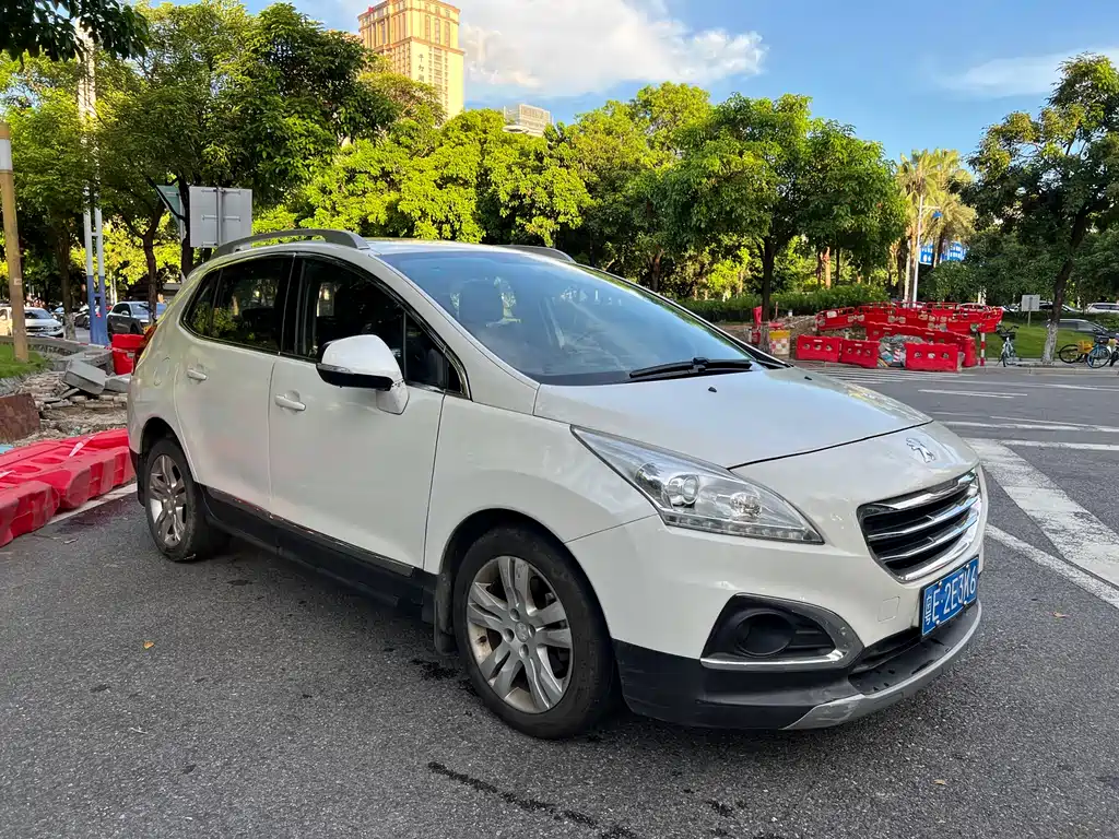 Peugeot 3008 2013 1.6THP AT