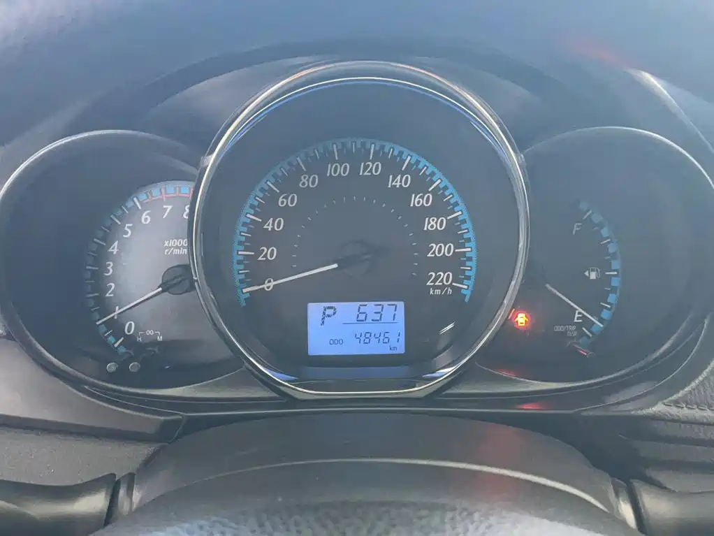 Toyota Yaris L — миниатюра 4