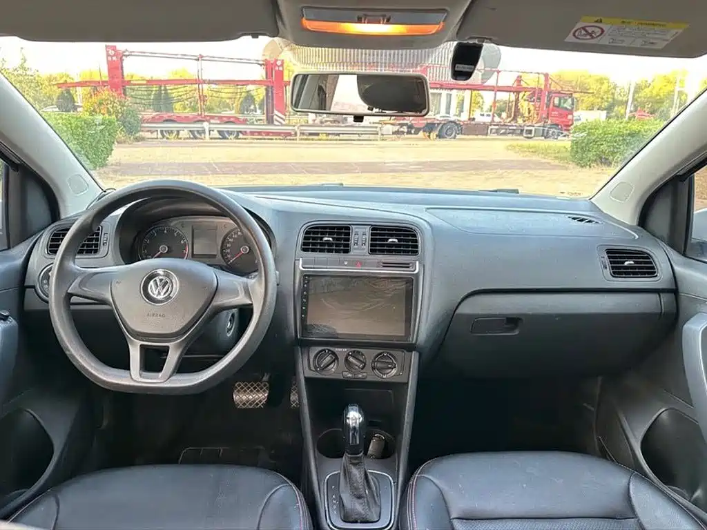 Volkswagen Polo — миниатюра 9
