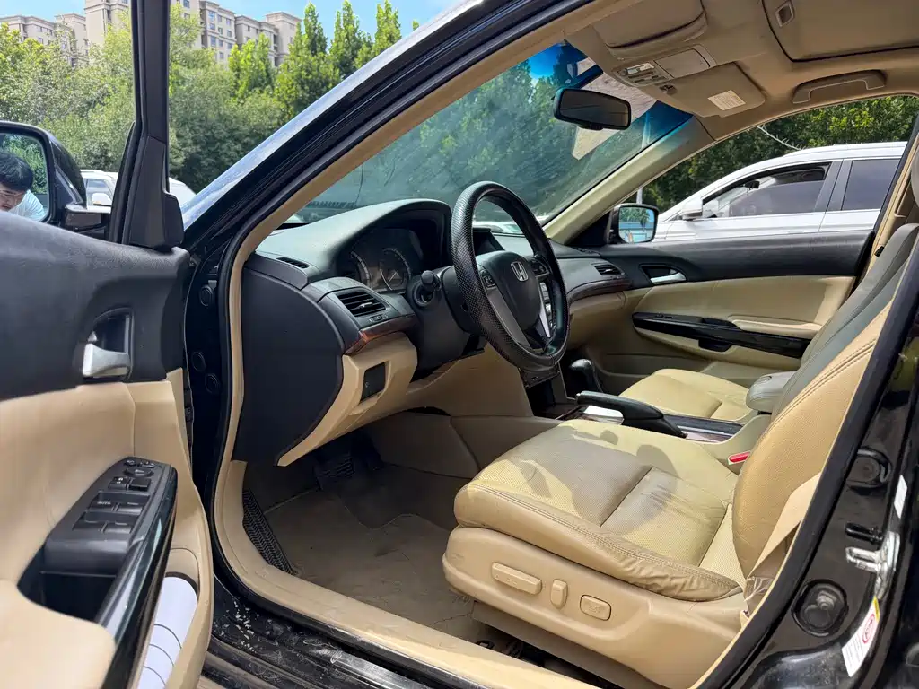Honda Accord — миниатюра 4