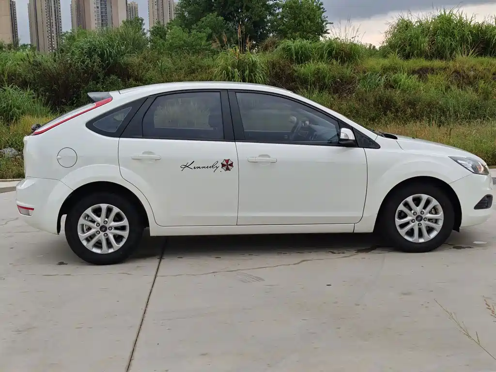 Ford Focus — миниатюра 8