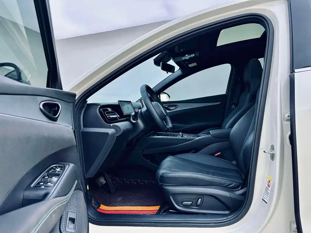 BYD SEAL 06 NEW ENERGY