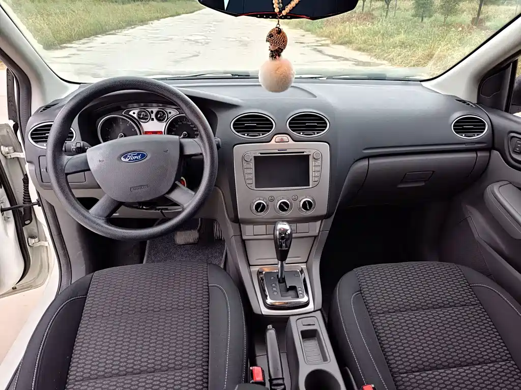 Ford Focus — миниатюра 9