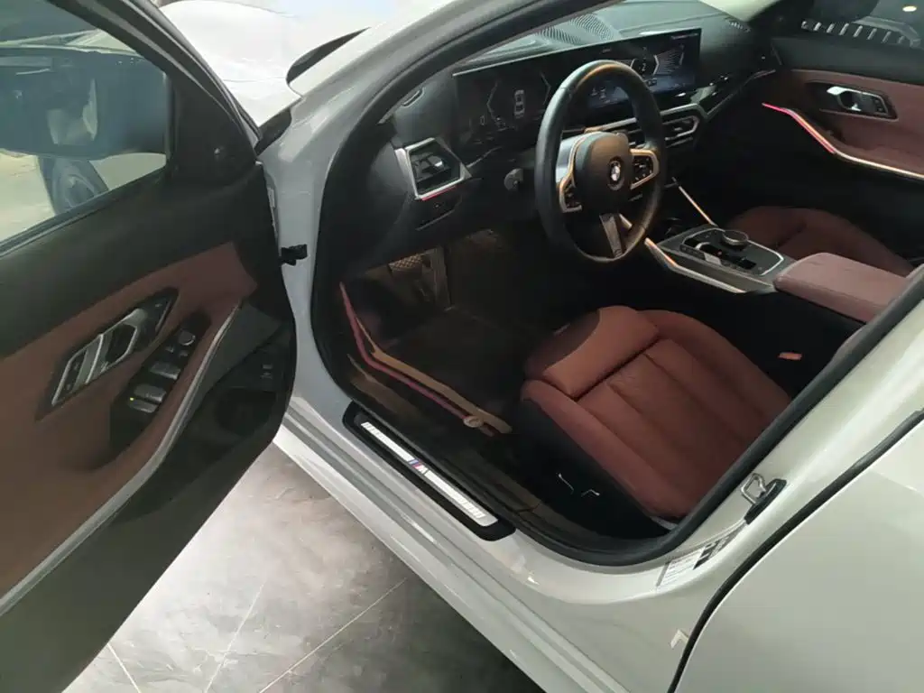 BMW 3 Series — миниатюра 16