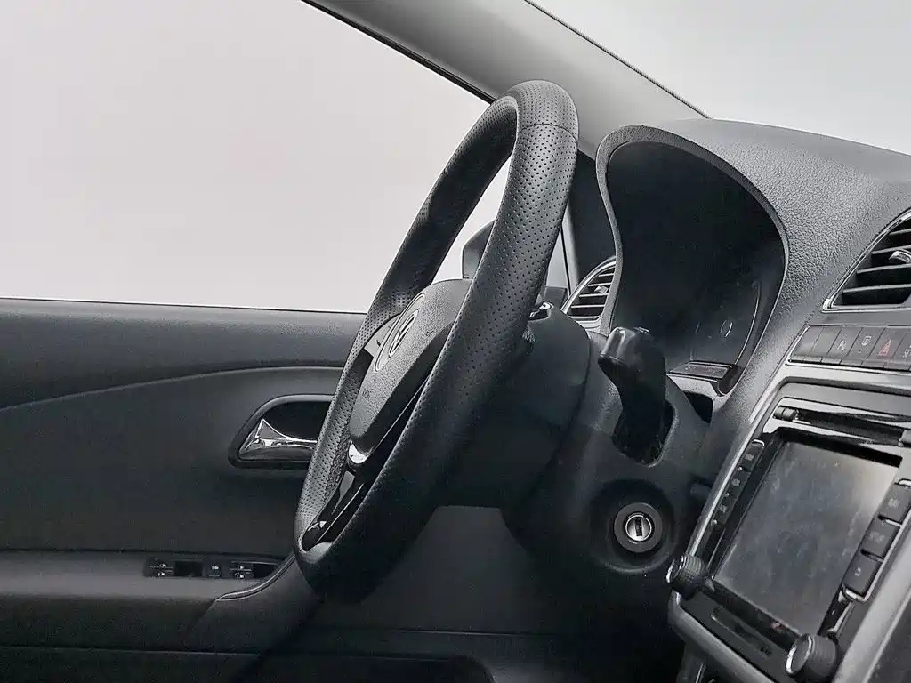 Volkswagen Polo — миниатюра 22