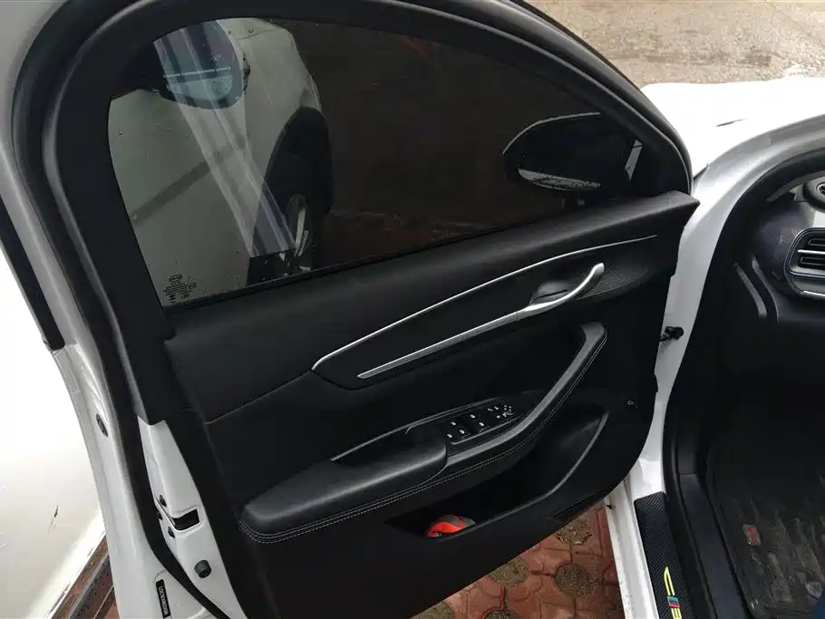 BYD Destroyer 05 2023 Champion DM-i 55KM Luxury