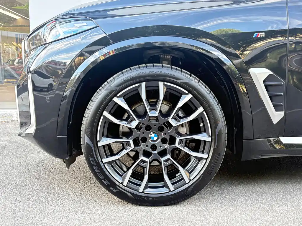 BMW X5 — миниатюра 7