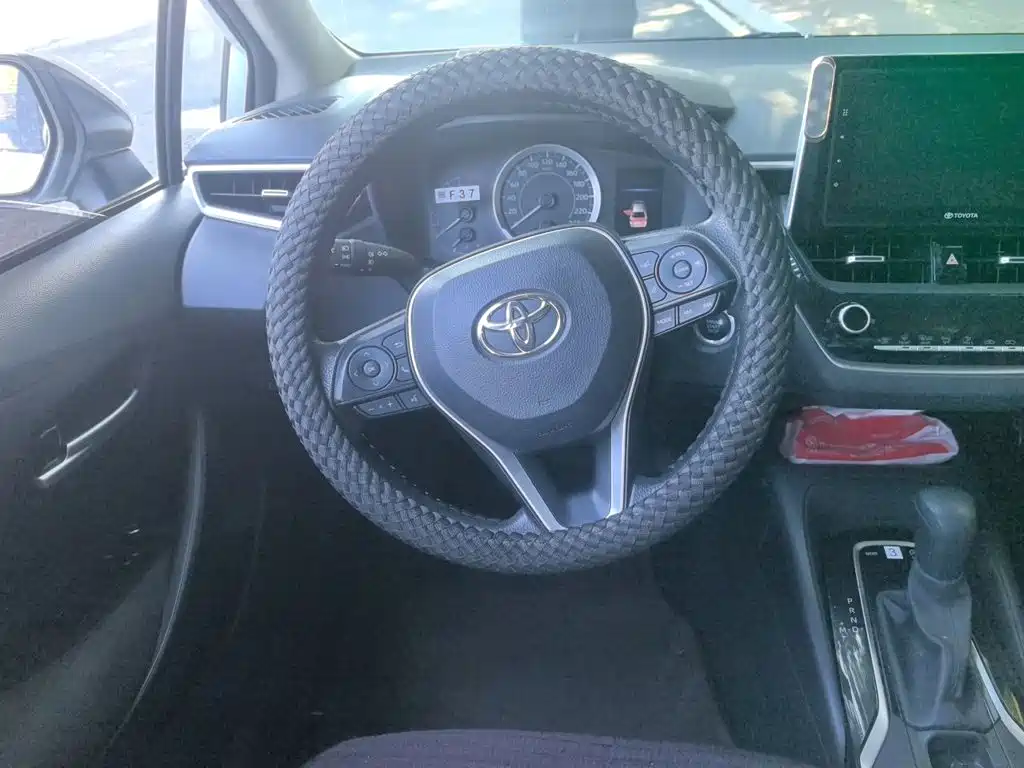Toyota Corolla — миниатюра 6