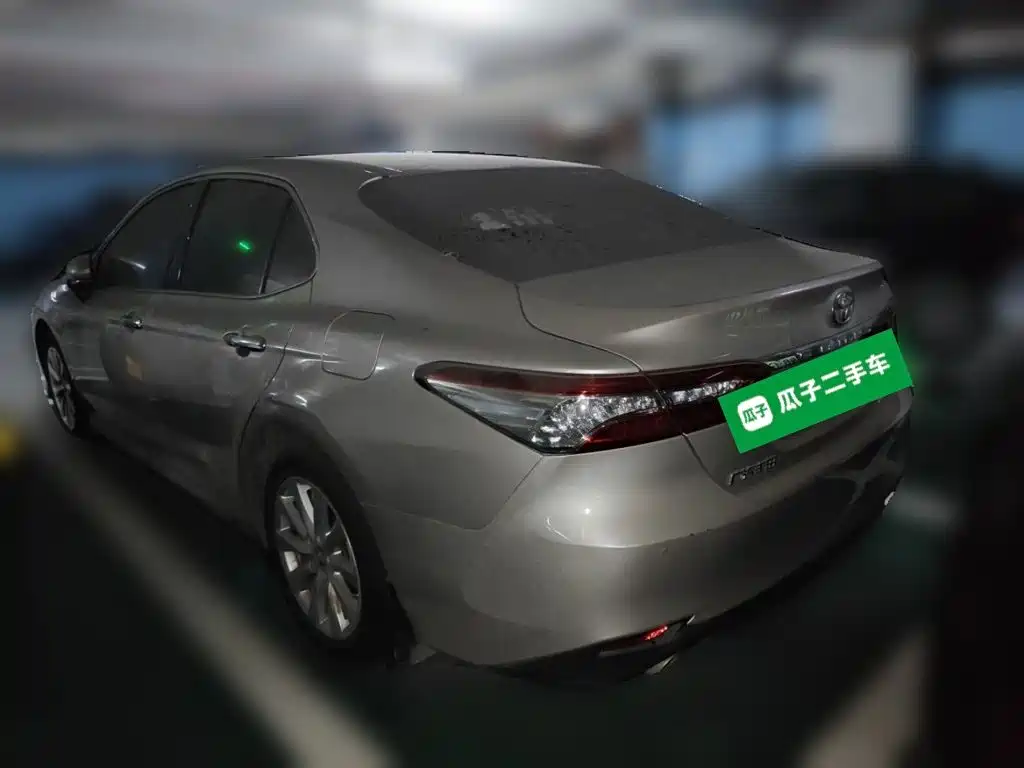 Toyota Camry — миниатюра 4