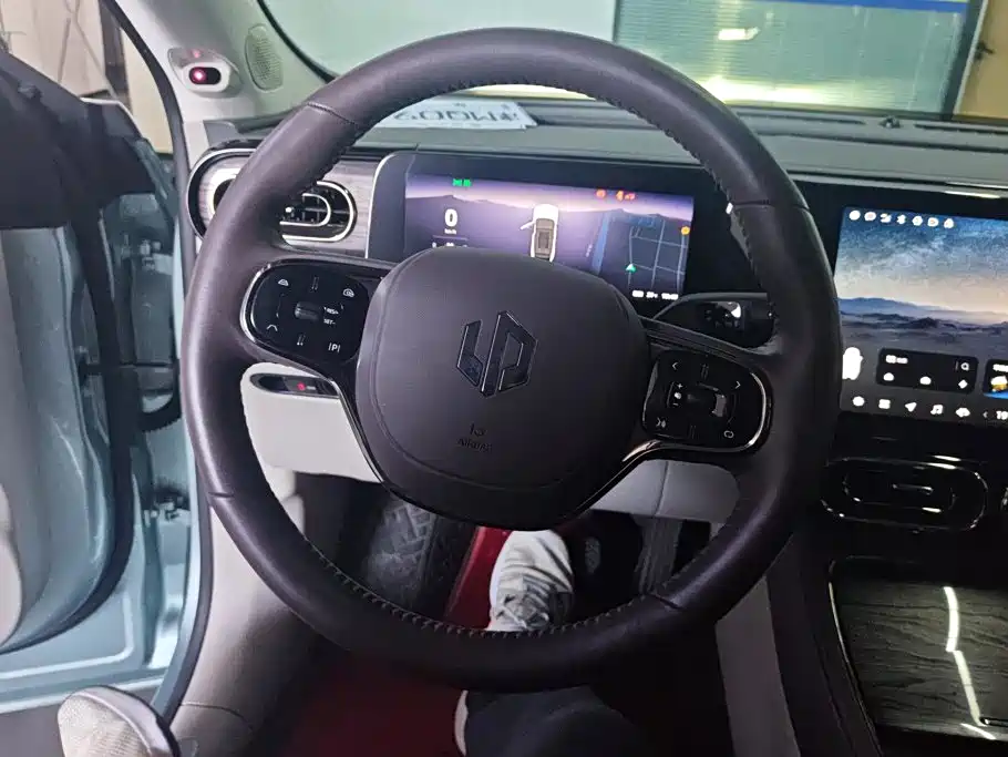 Leapmotor Leapmotor C11 — миниатюра 14