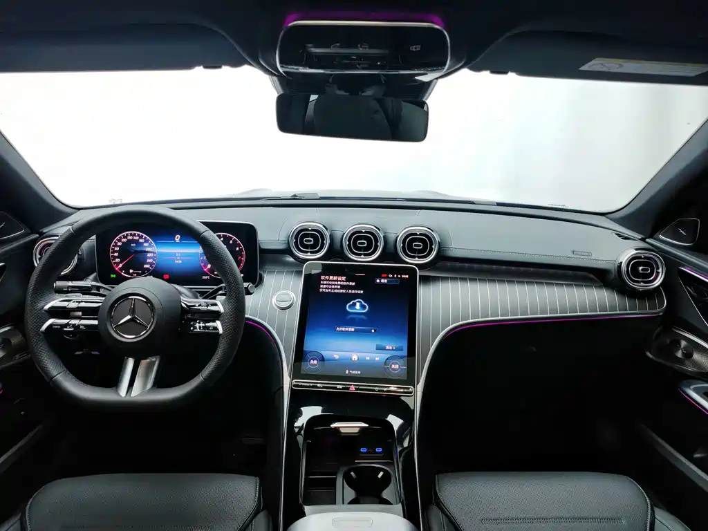 Mercedes-Benz C-Class — миниатюра 18