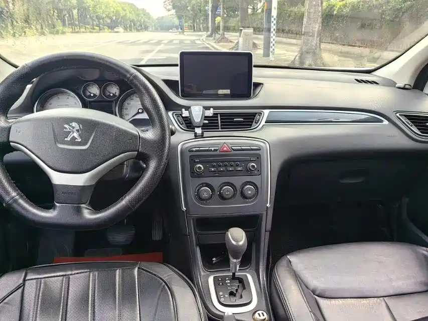 Peugeot 308 2013 1.6L AT