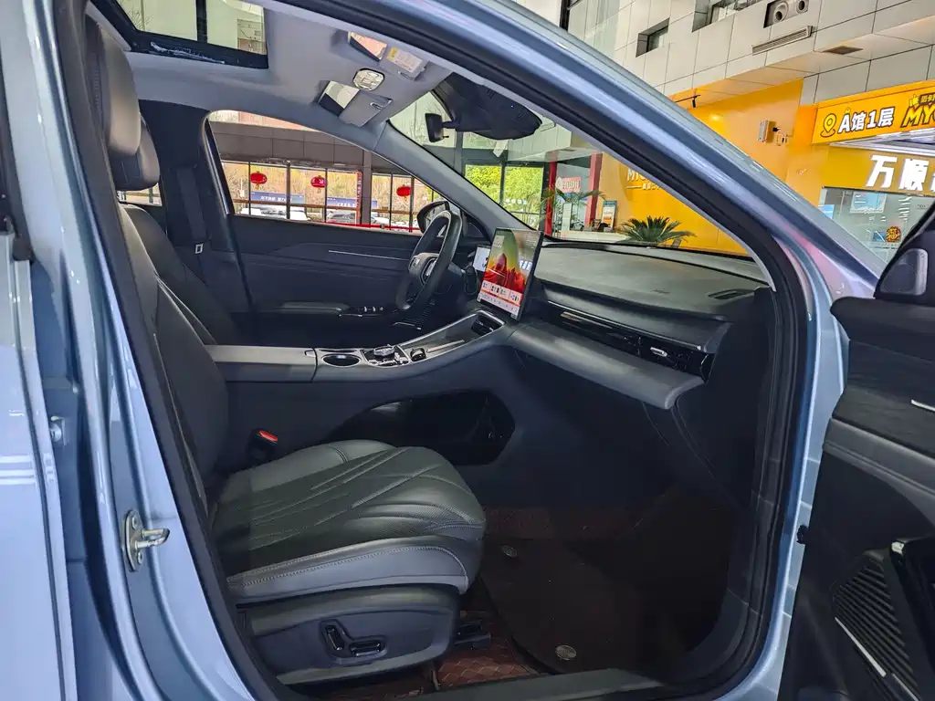 GEELY GALAXY GALAXY L6