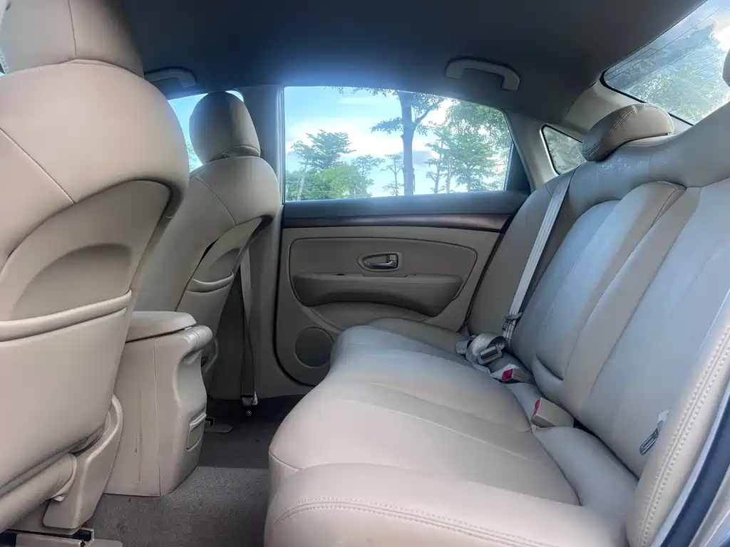 Nissan Sylphy 2012 1.6XE AT Comfort