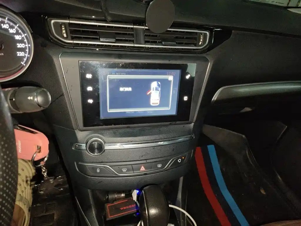 Peugeot 408 2015 1.2T AT Luxury